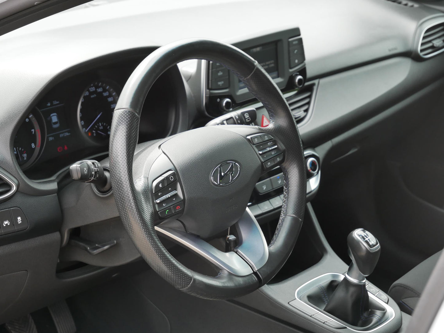 Hyundai i30 1.4 T-GDI 103 kW