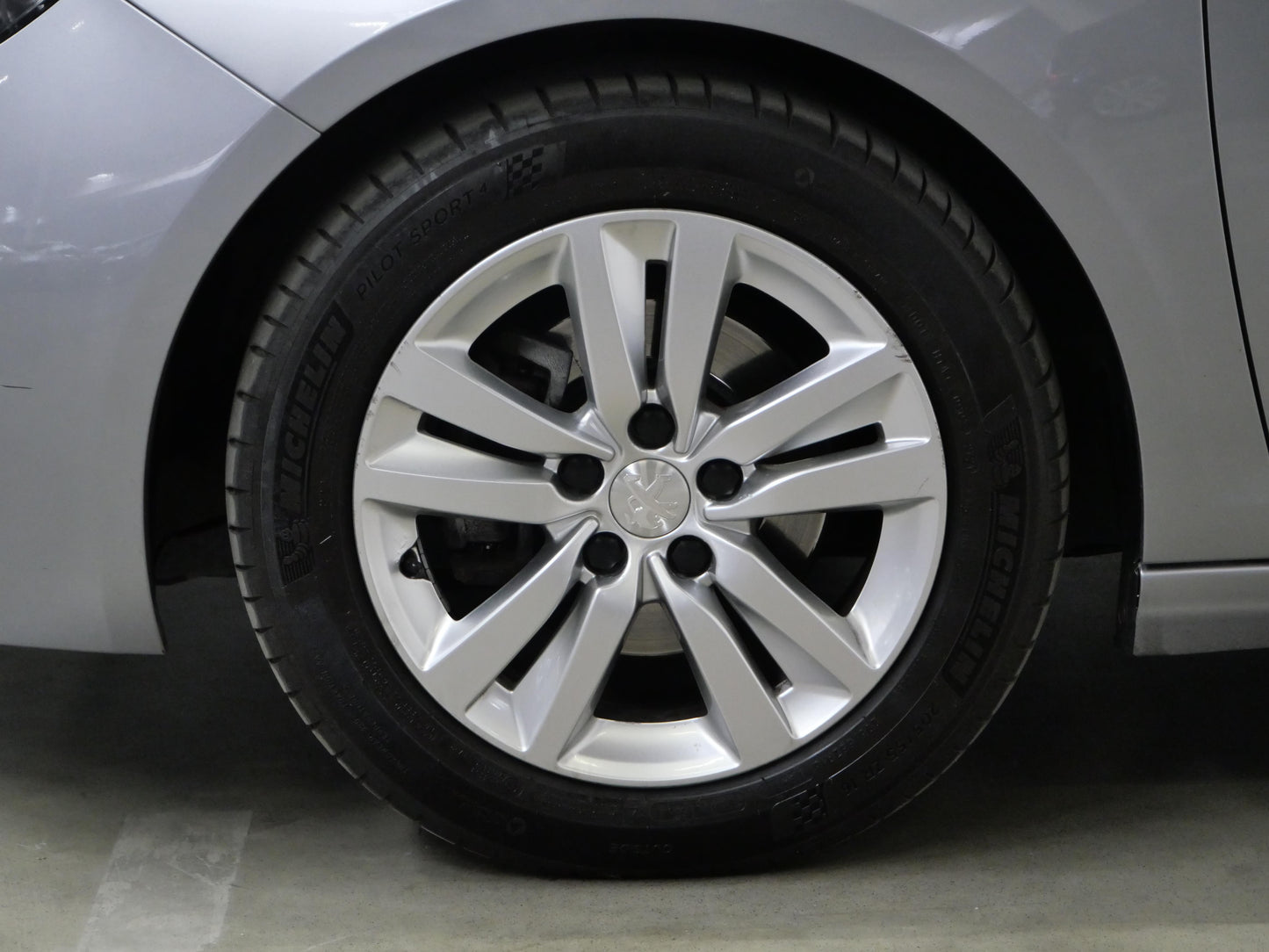 Peugeot 308 1.2 PureTech 96 kW Active