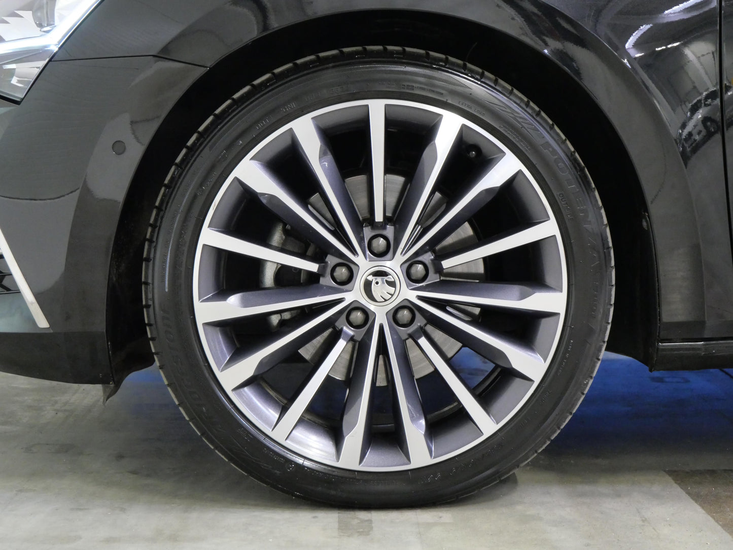 Škoda Superb 2.0 TDI 147 kW L&K