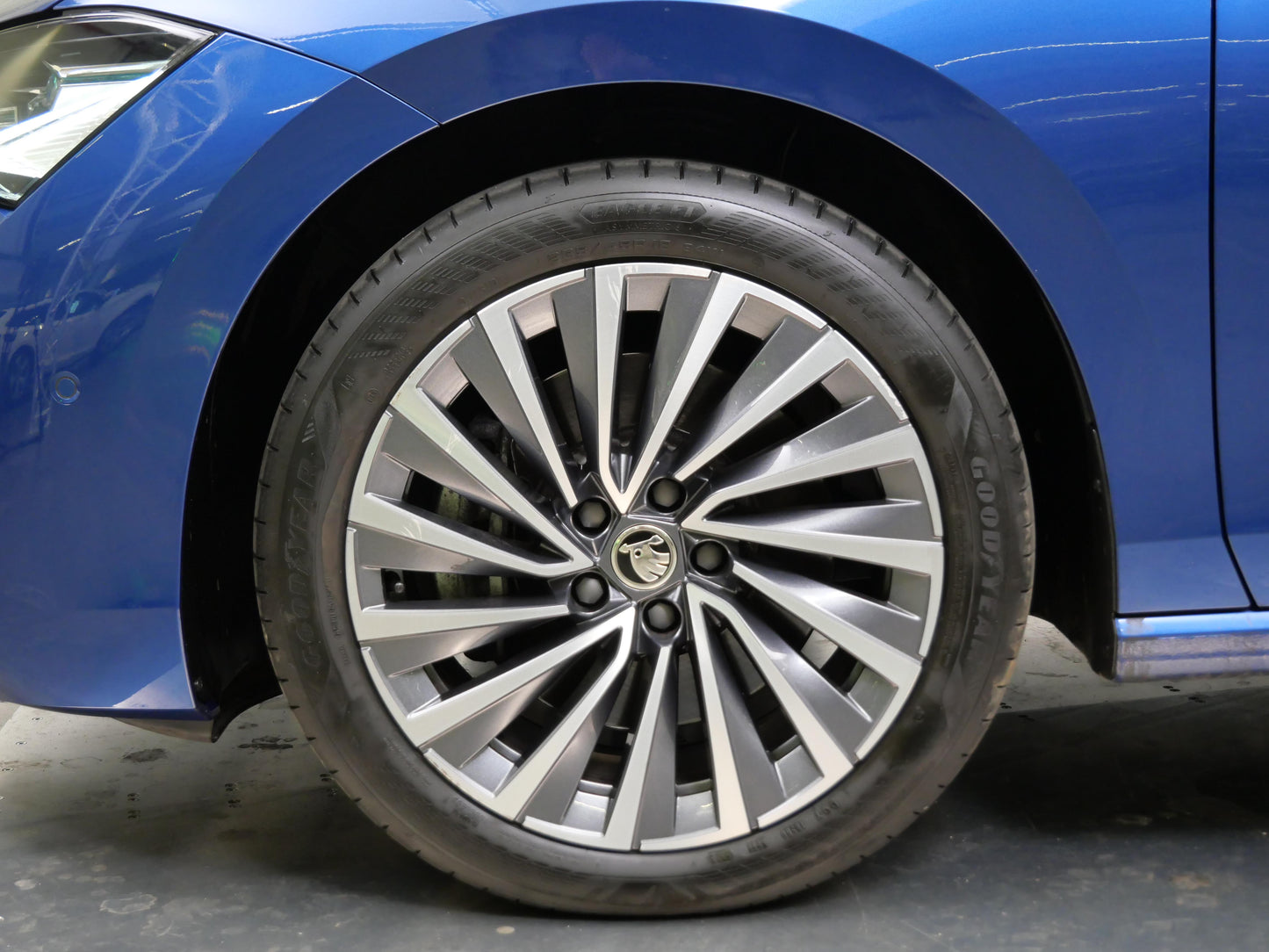 ŠKODA Superb 2.0 TDI 142 kW L&K