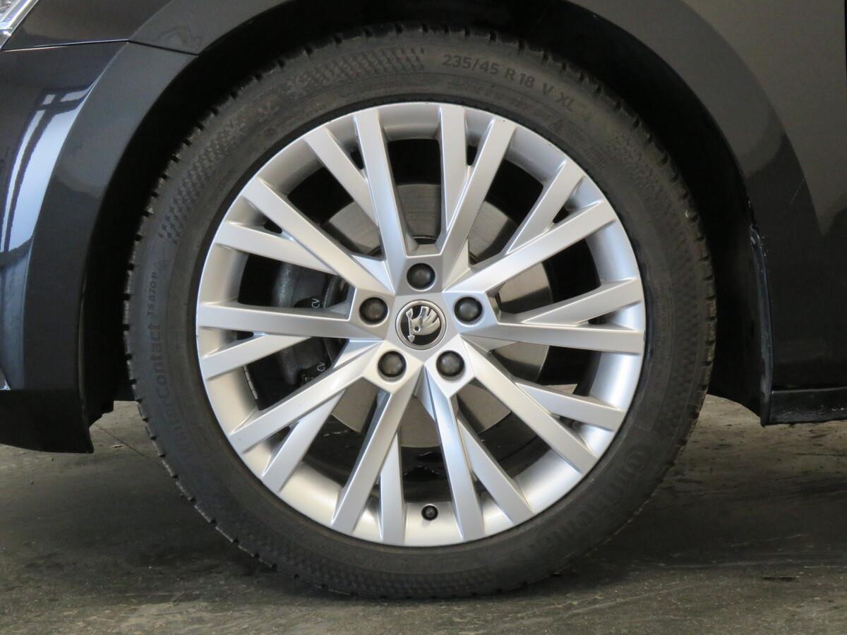 Škoda Superb 2.0 TDI 140 kW Style