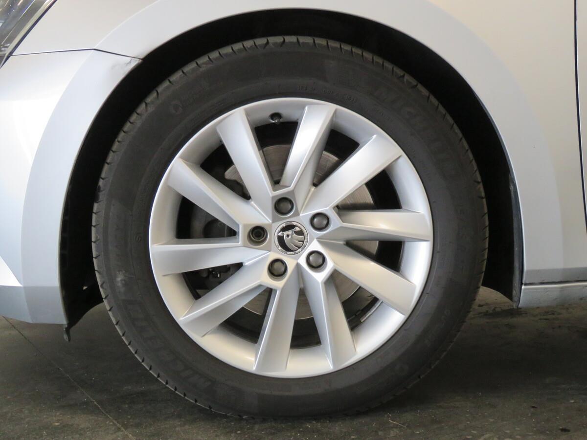 Škoda Superb 2.0 TDI 110 kW Style