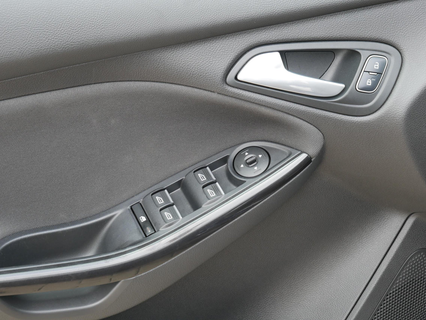 Ford Focus 2.0 TDCI 110 kW Titanium