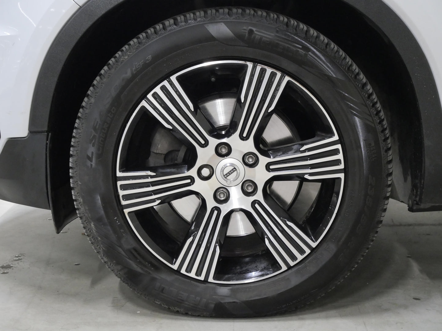 Volvo XC40 2.0 D4 140 kW Insciption