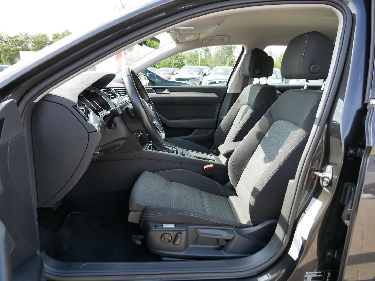 Volkswagen Passat 2.0 TDI 110 kW Business
