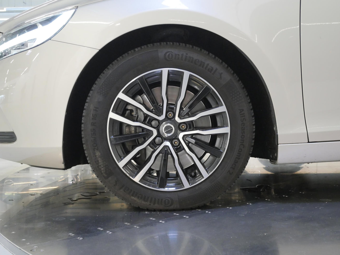 Volvo V40 D3 110 kW Momentum