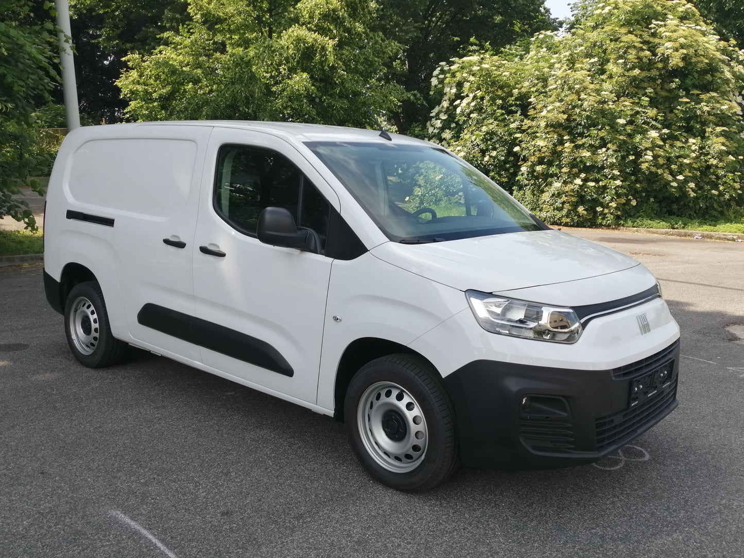 Fiat Doblo NEW Cargo 1,5 BHDI 100k L2