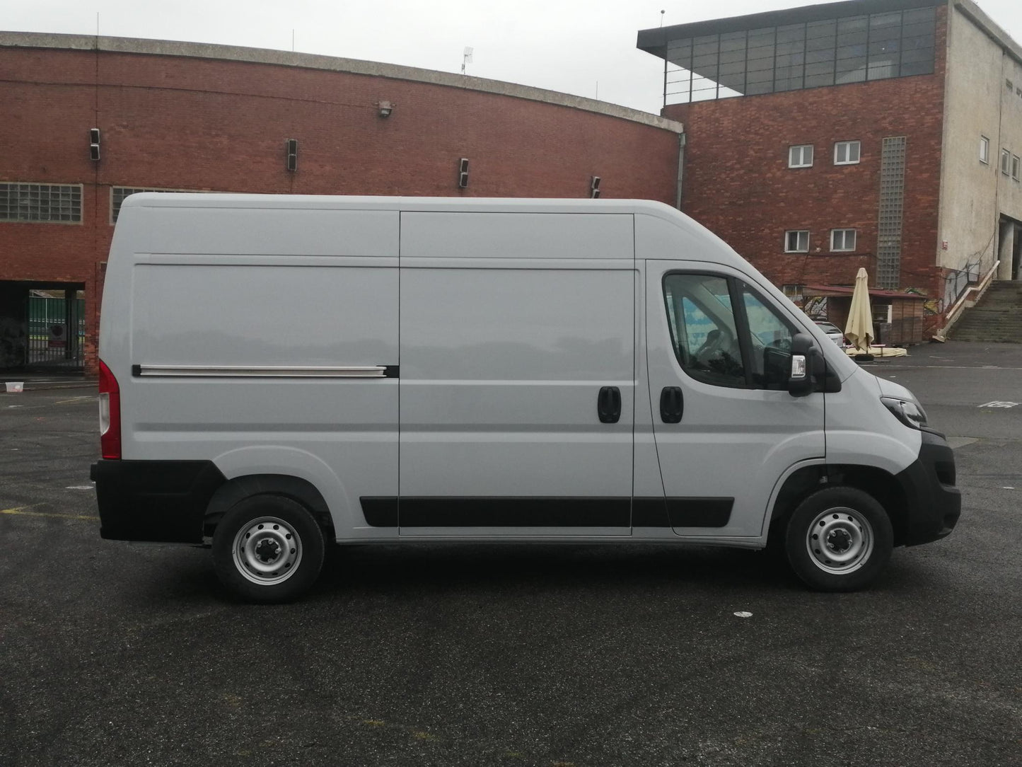 Fiat Ducato Light 2,2 MTJ 140k L2H2