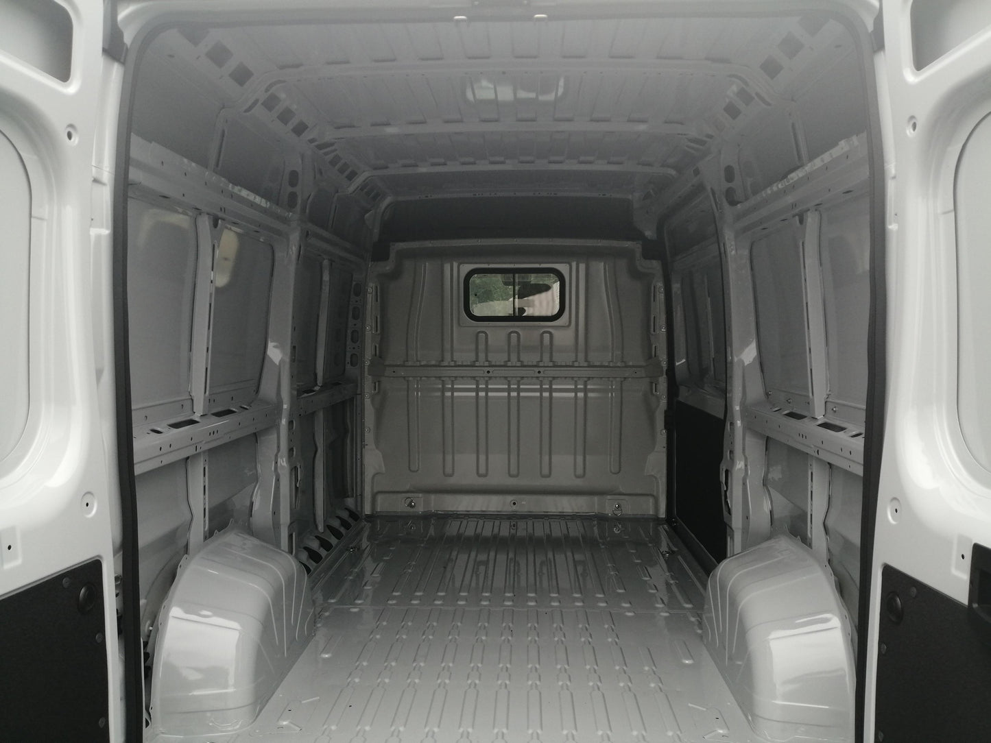 Fiat Ducato Light 2,2 MTJ 140k L2H2