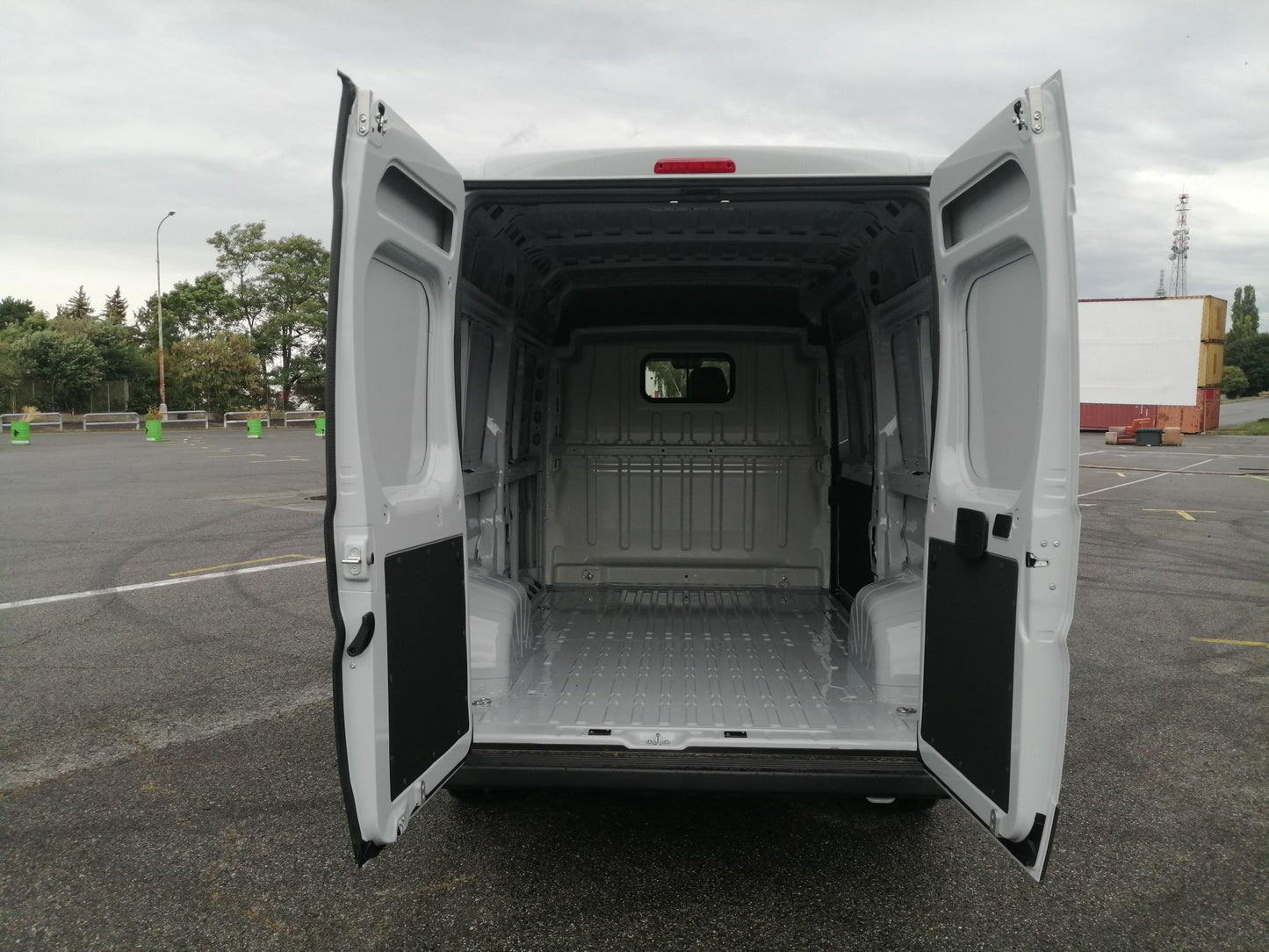 Fiat Ducato Light 2,2 MTJ 140k L2H2