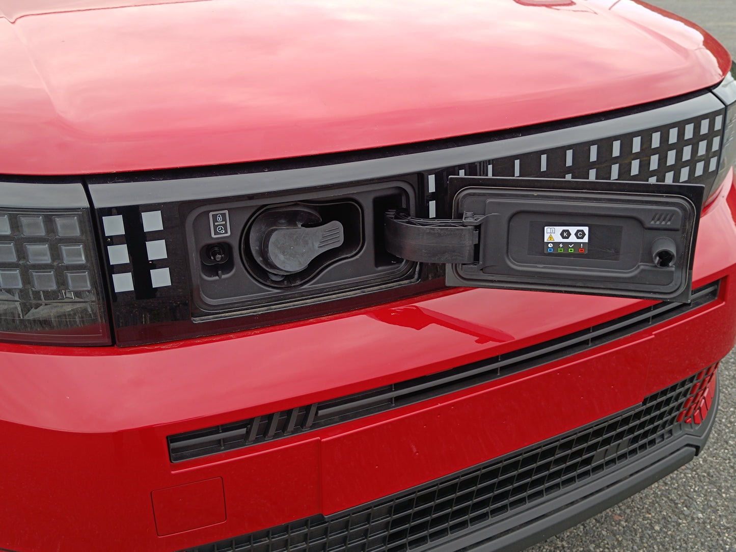 Fiat Grande Panda Electric RED 113k 44 kWh - již u nás k vidění