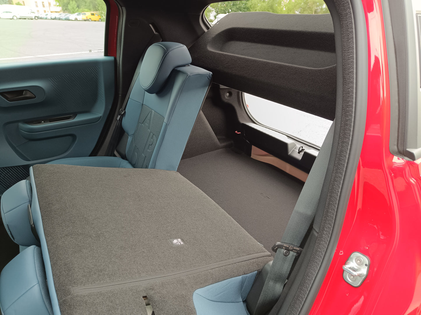 Fiat Grande Panda Electric RED 113k 44 kWh - již u nás k vidění