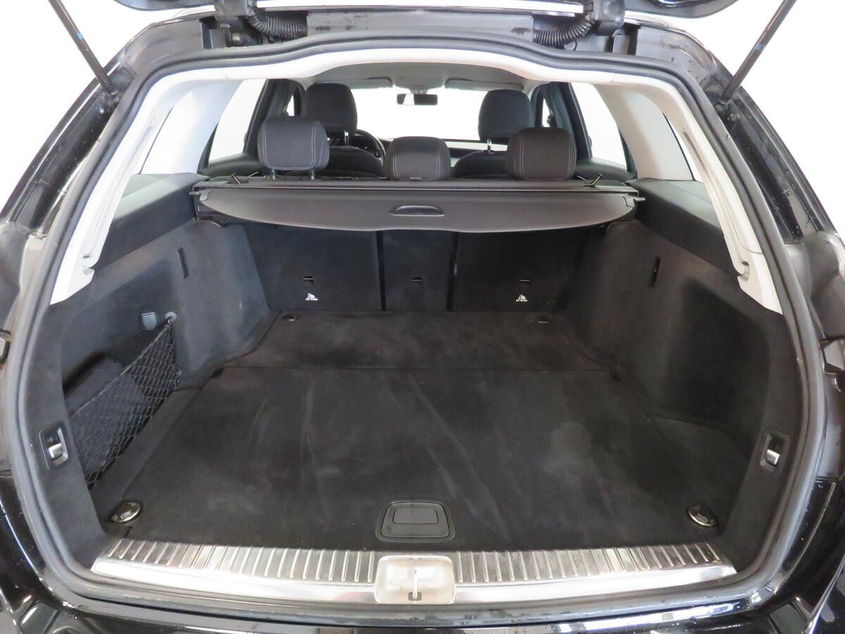 Mercedes-Benz Třídy C 200 d T 117 kW