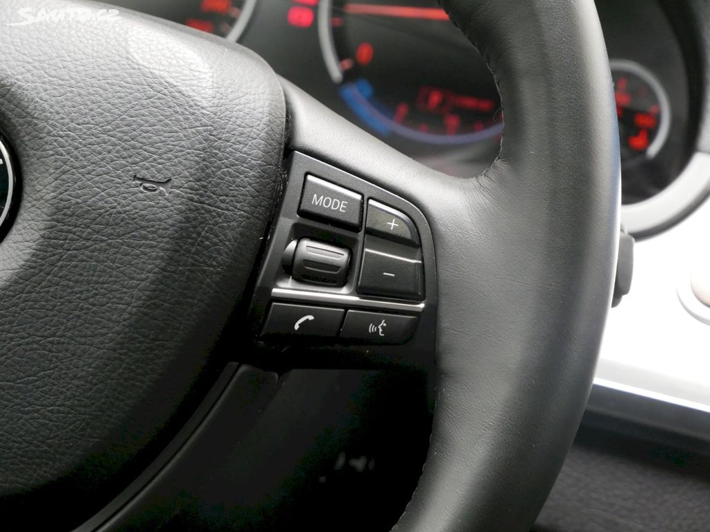 BMW 740 740D/225kW/NAVI/XENON/HUD/360°