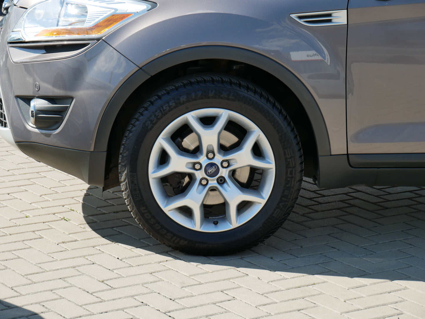 Ford Kuga 2.0 TDCI 120 kW Champions Edition