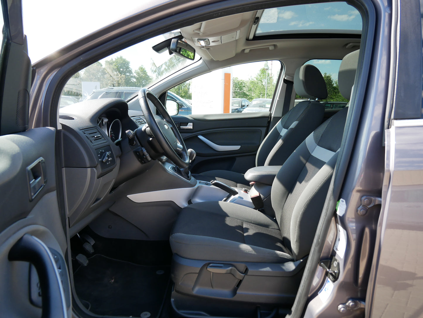 Ford Kuga 2.0 TDCI 120 kW Champions Edition