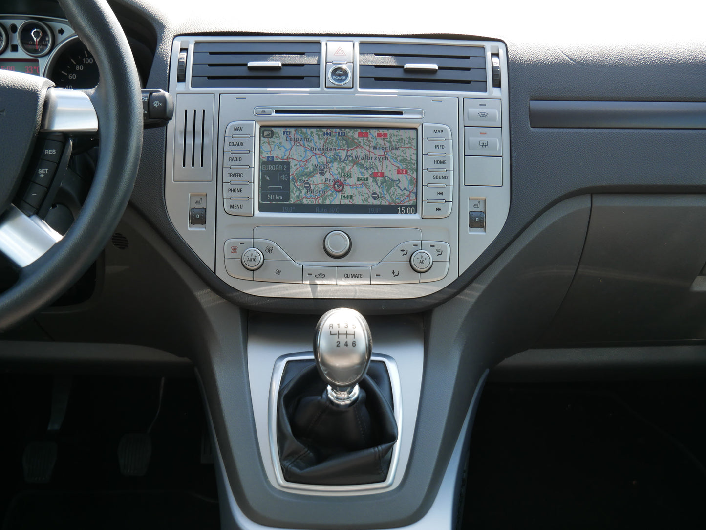 Ford Kuga 2.0 TDCI 120 kW Champions Edition