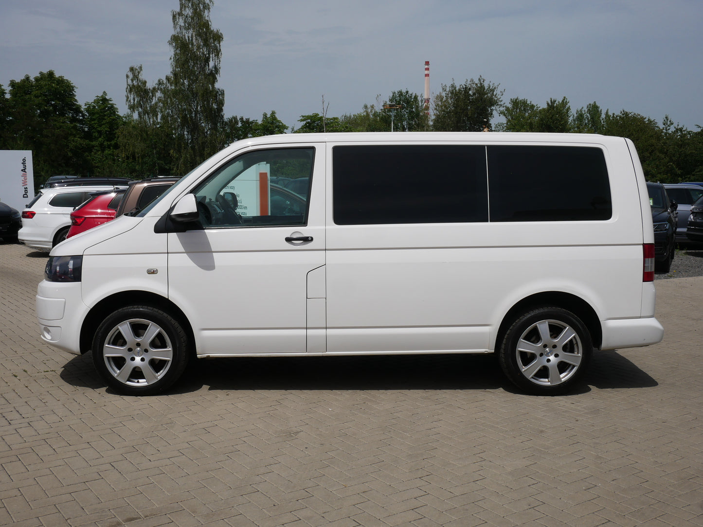 Volkswagen Transporter Kombi 2.0 TDI 84 kW 9 Míst