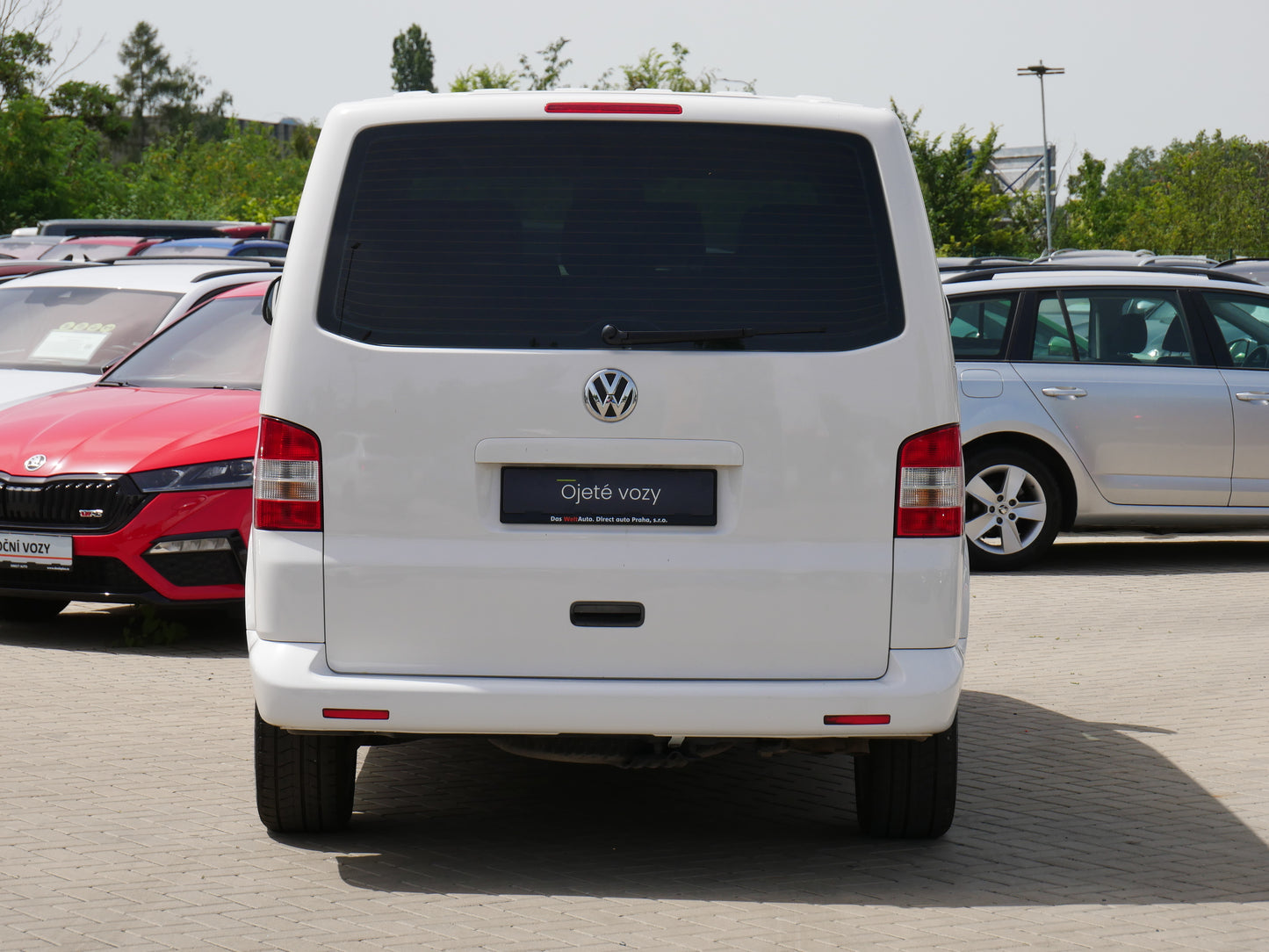 Volkswagen Transporter Kombi 2.0 TDI 84 kW 9 Míst