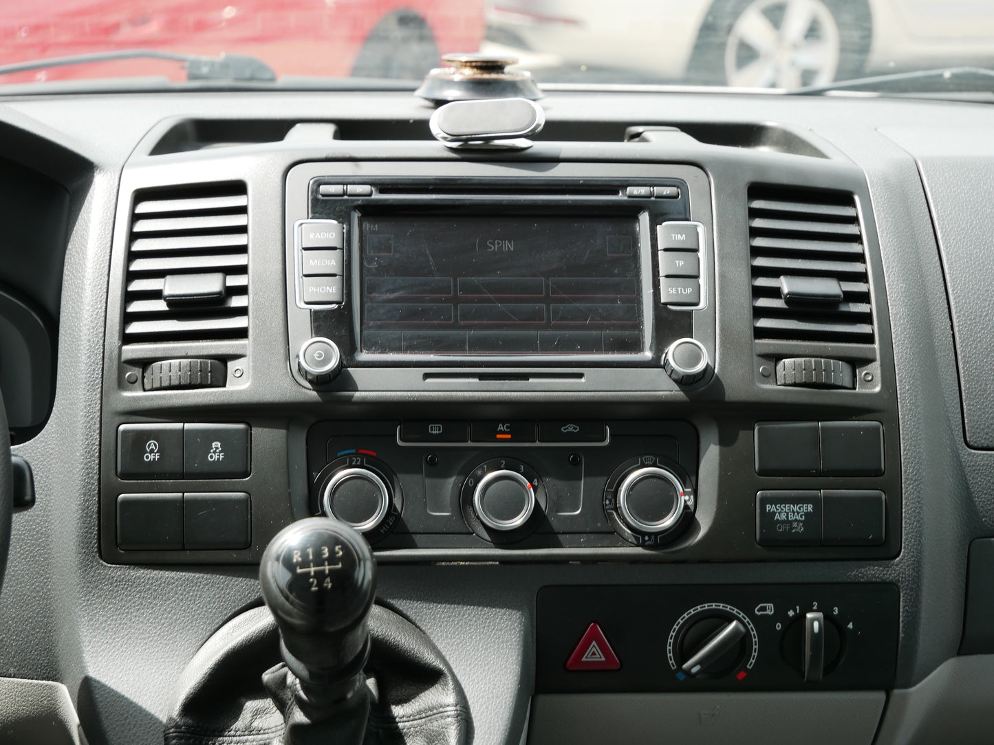 Volkswagen Transporter Kombi 2.0 TDI 84 kW 9 Míst