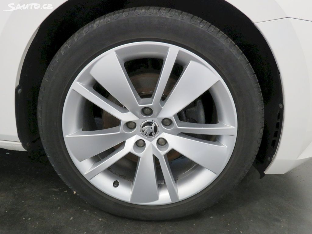 Škoda Superb 1.5 TSI 110kW DSG Style
