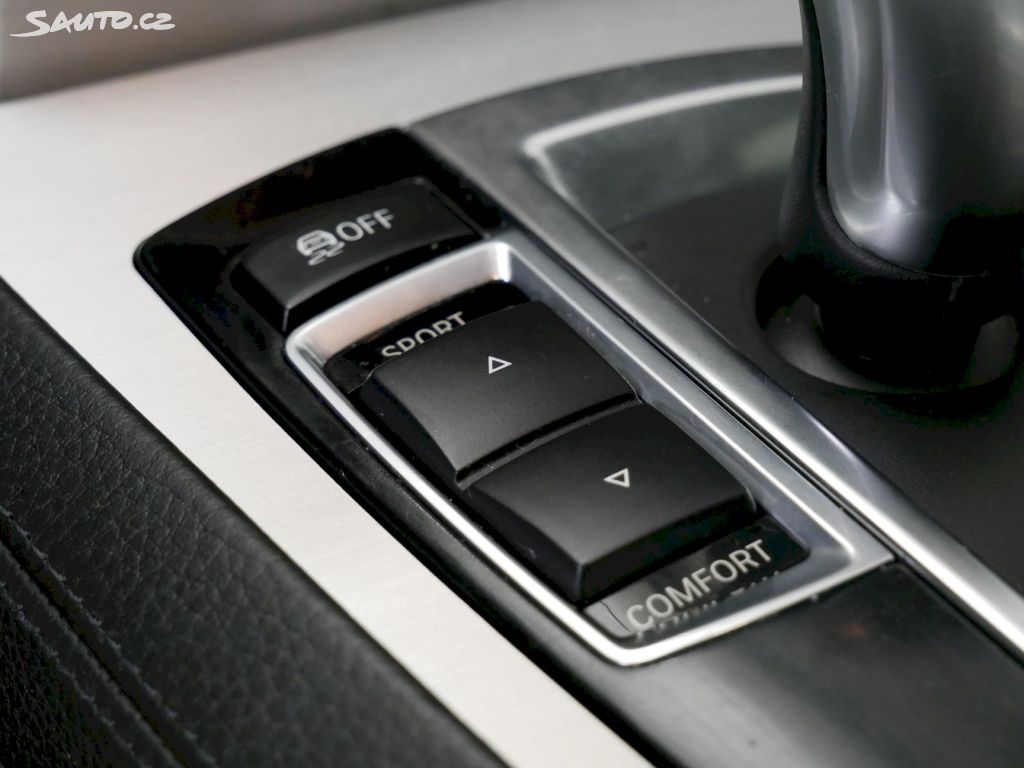 BMW 740 740D/225kW/NAVI/XENON/HUD/360°