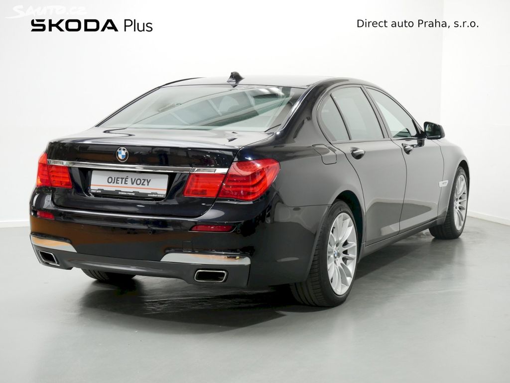 BMW 740 740D/225kW/NAVI/XENON/HUD/360°