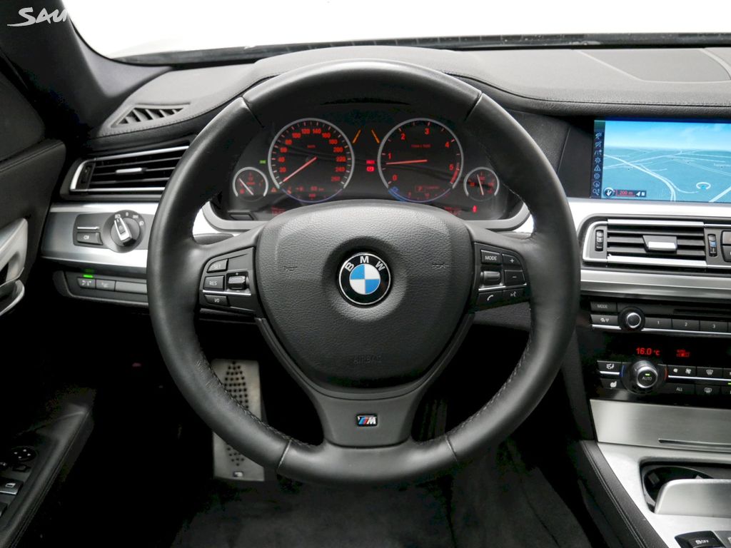 BMW 740 740D/225kW/NAVI/XENON/HUD/360°