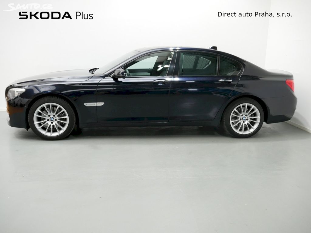 BMW 740 740D/225kW/NAVI/XENON/HUD/360°