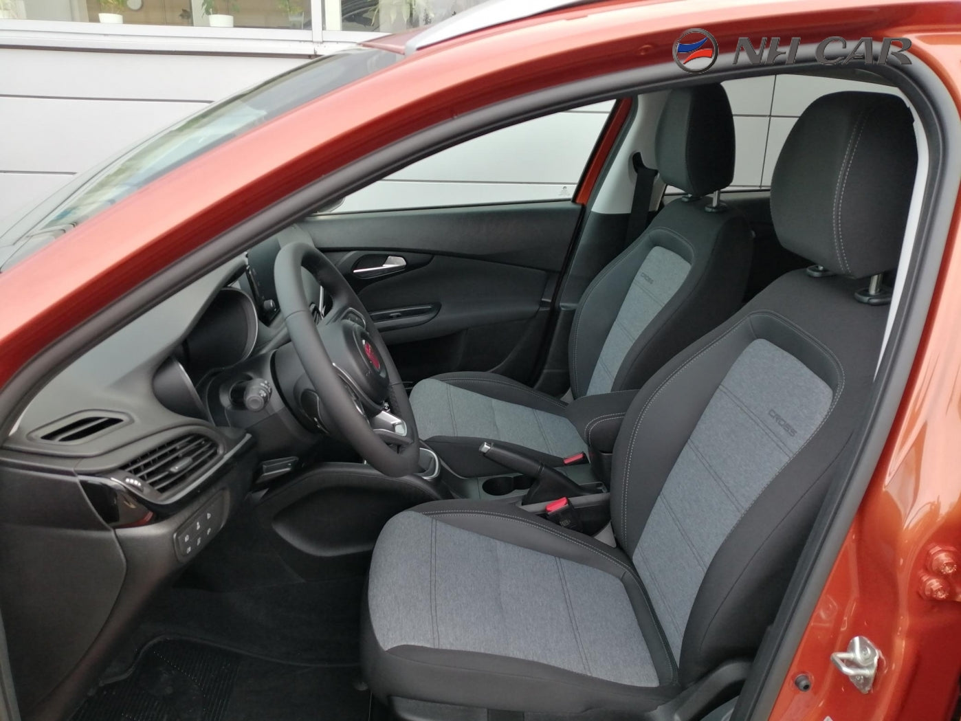 Fiat Tipo HB 1.6 MultiJet Cross
