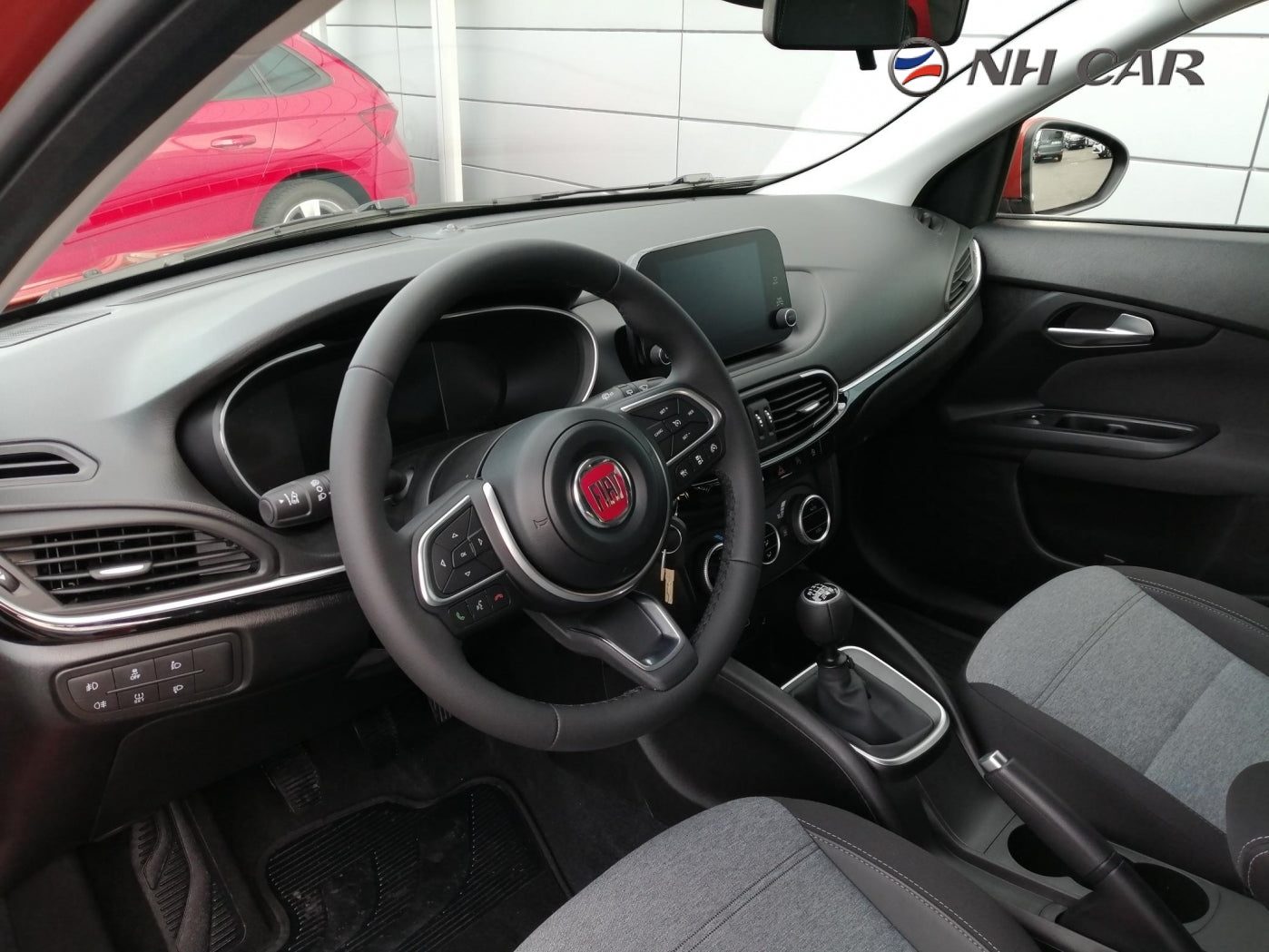 Fiat Tipo HB 1.6 MultiJet Cross