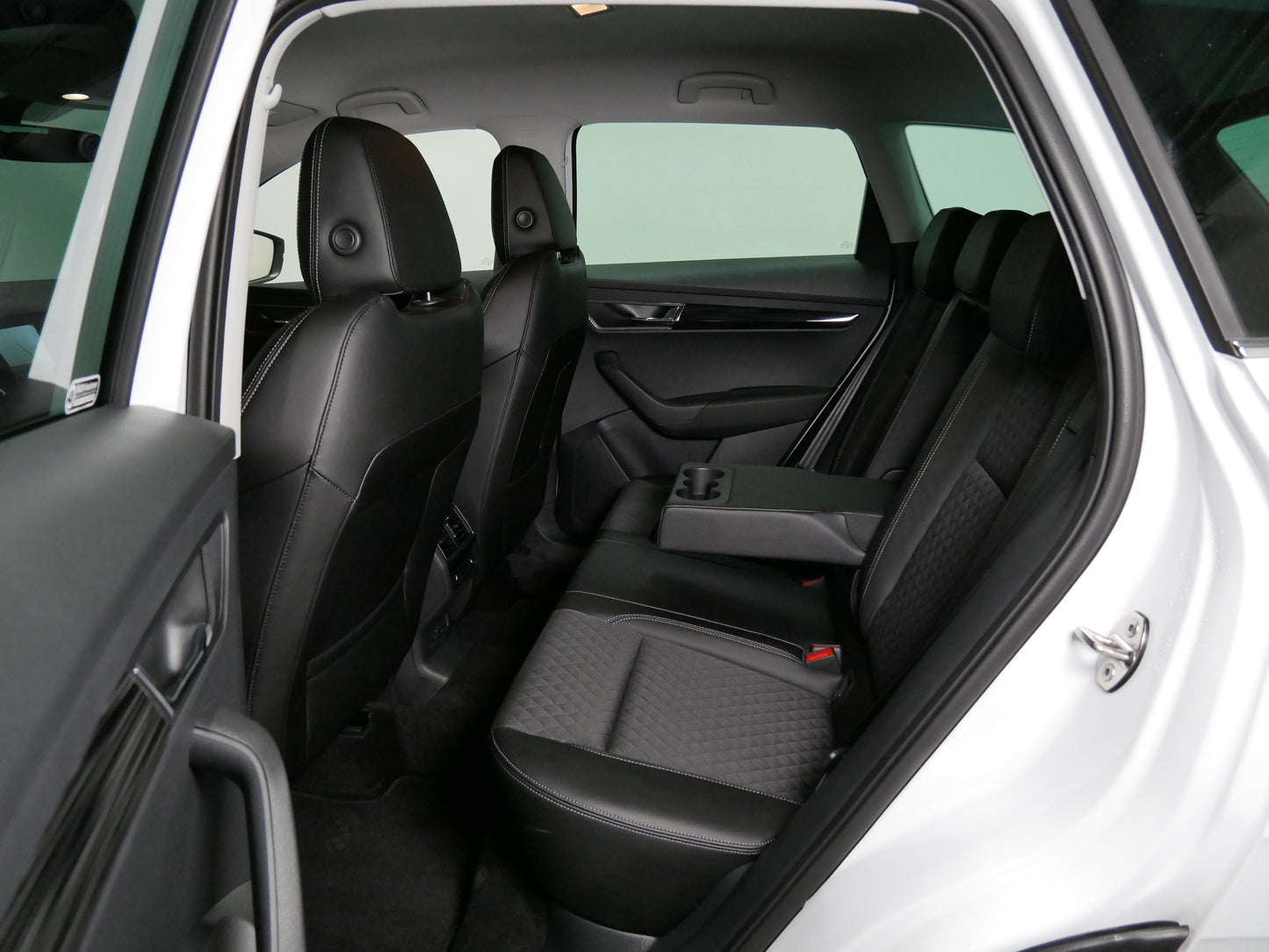Škoda Karoq 2.0 TDI/85kW/STYLE+/KAMERA/LED/DPH