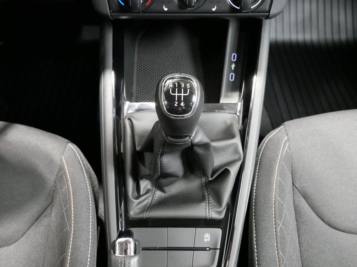 Škoda Scala 1.0 TSI/70 kW/AMBITION/LED/DPH/TEMPOMAT