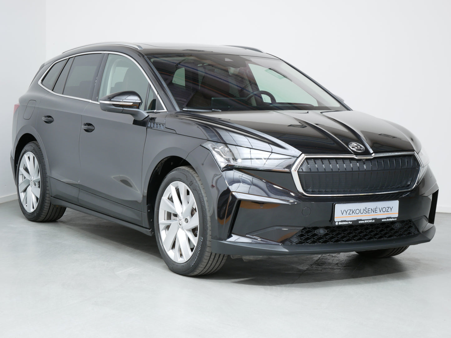 Škoda Enyaq 82kWh/150kW/ecoSUITE/TAŽNÉ/PANORAMA