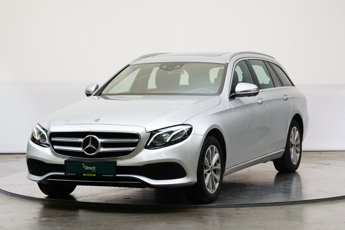 Mercedes-Benz E220 2.0 d 143 kW – foto 1