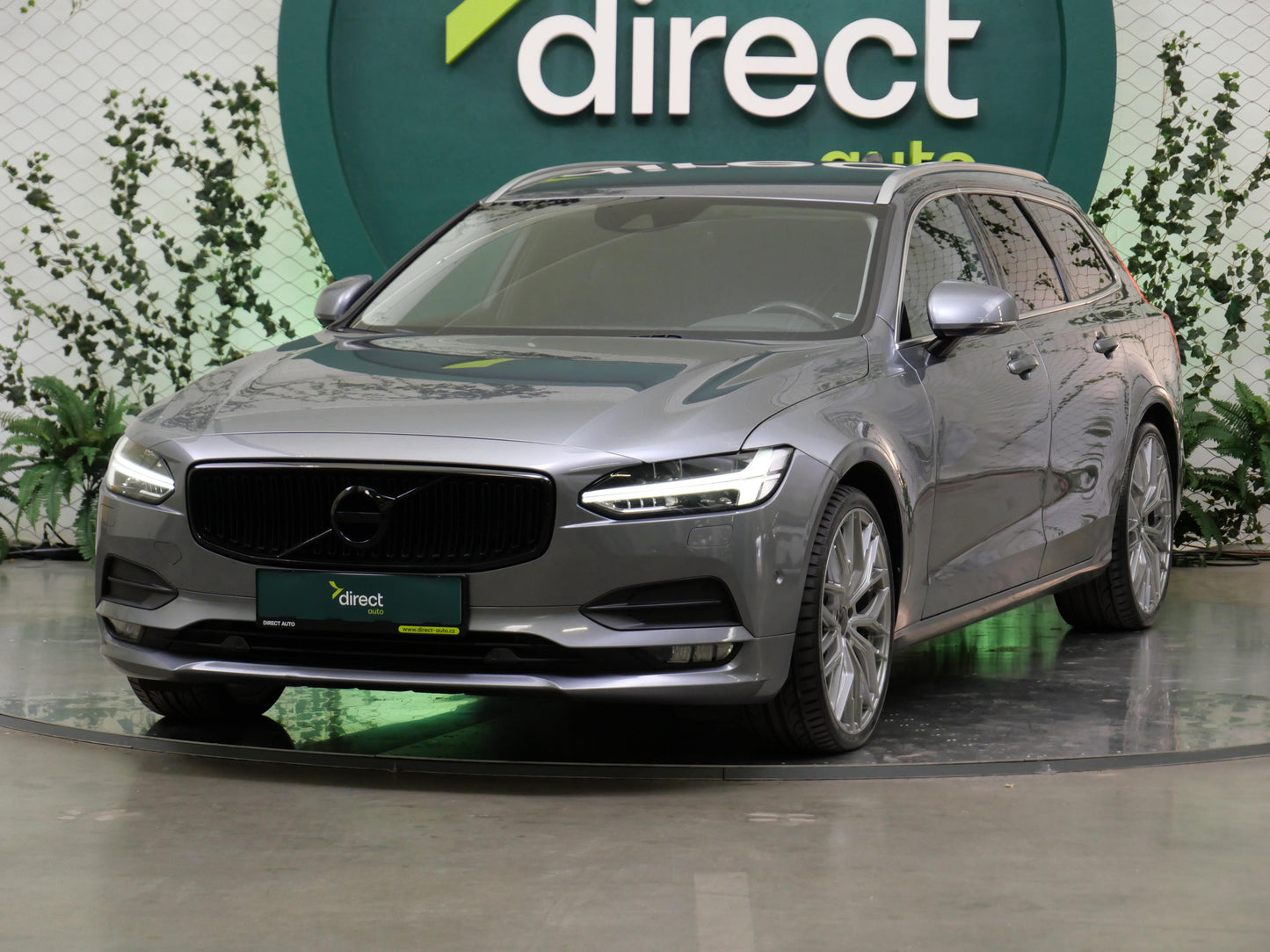 Volvo V90 D4 140 kW Momentum