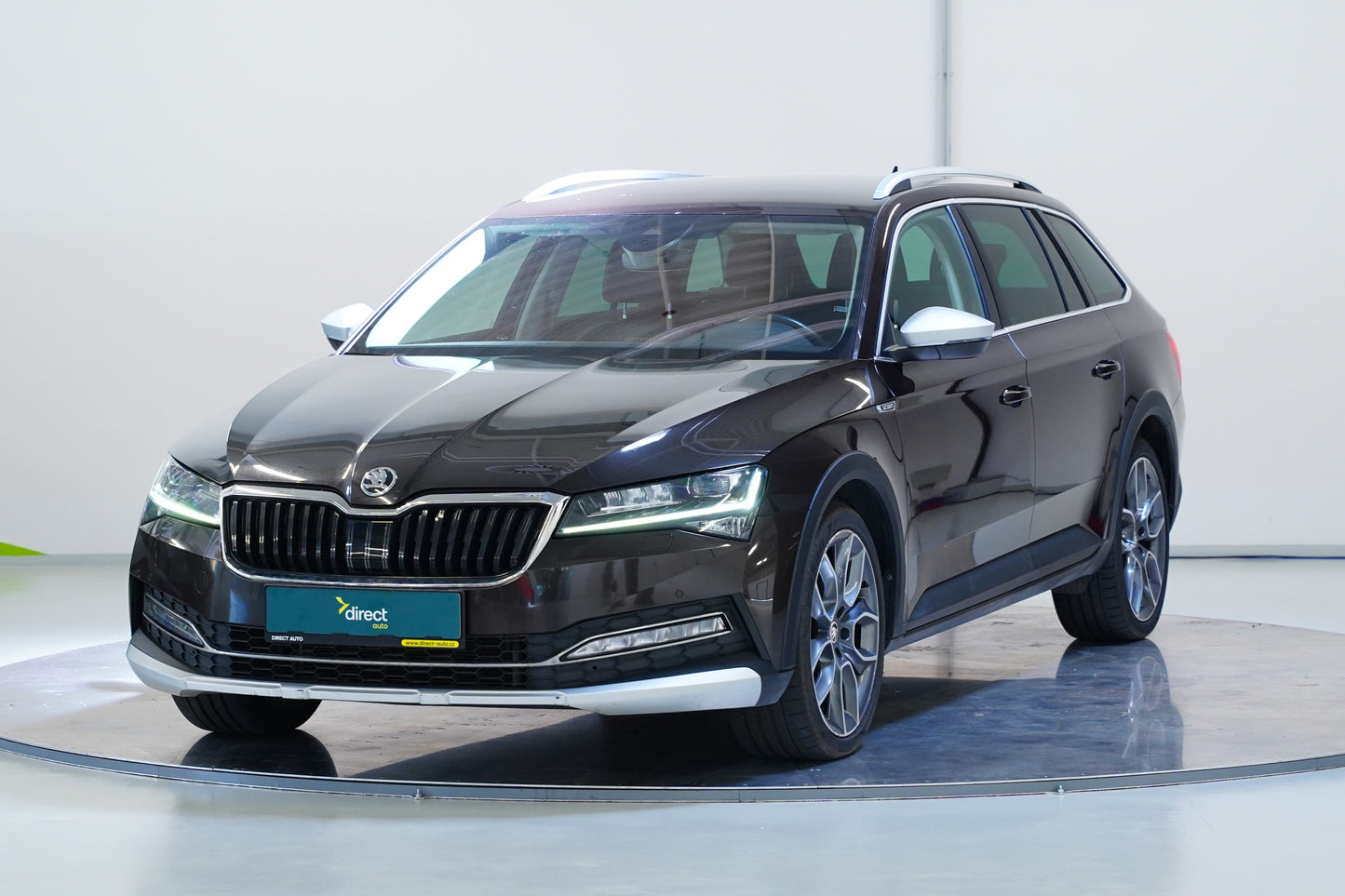 Škoda Superb 2.0 TDI 140 kW DSG Scout