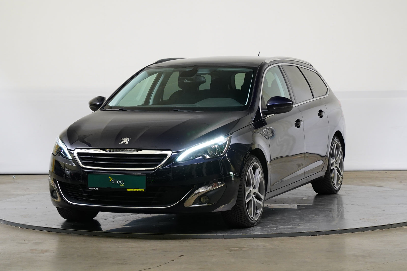 Peugeot 308 2.0 Blue-HDi 110 kW Allure – foto 1