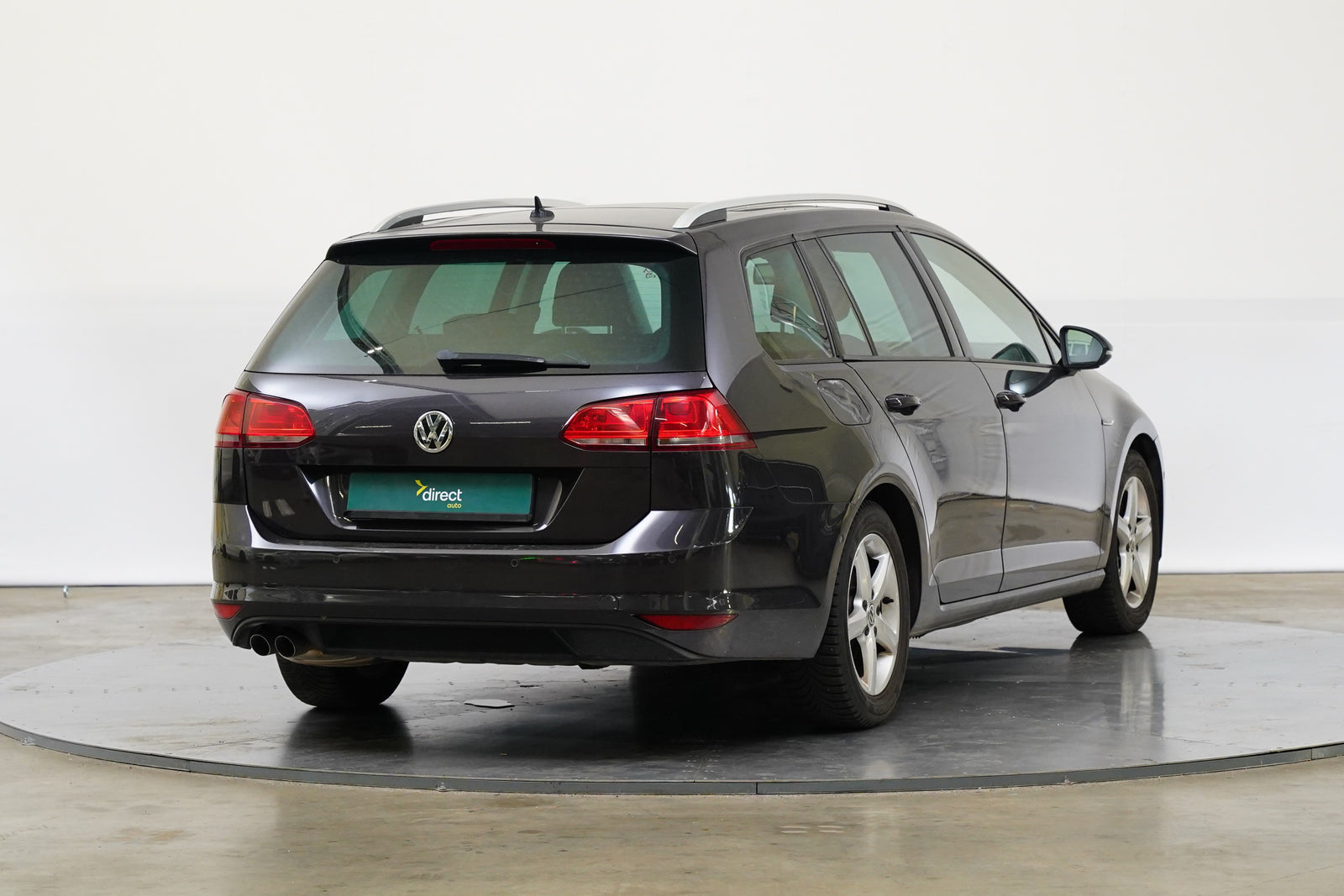 Volkswagen Golf 2.0 TDI 110 kW Lounge – foto 2