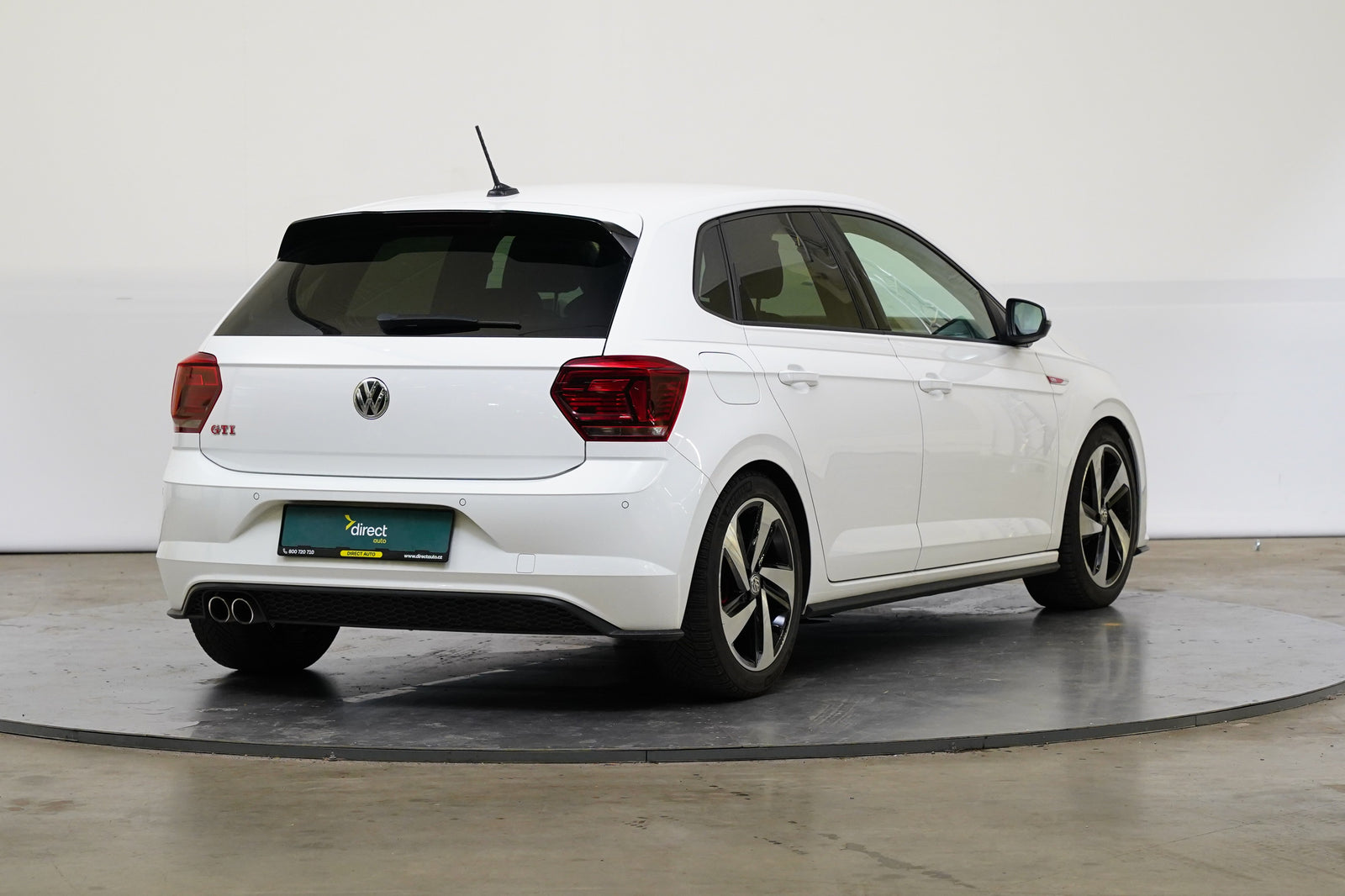 Volkswagen Polo 2.0 TSI 147 kW GTI – foto 2