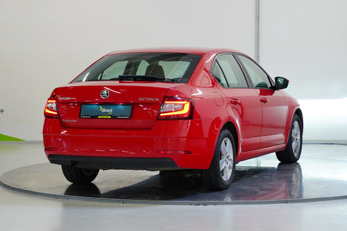 Škoda Octavia 1.6TDI 85kW AMBITION – foto 2