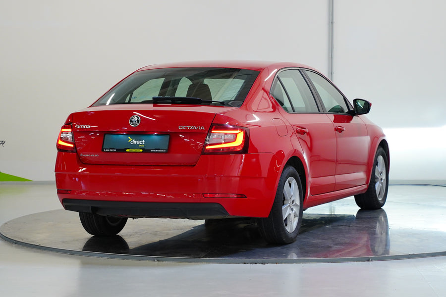 Škoda Octavia 1.6TDI 85kW AMBITION – foto 2