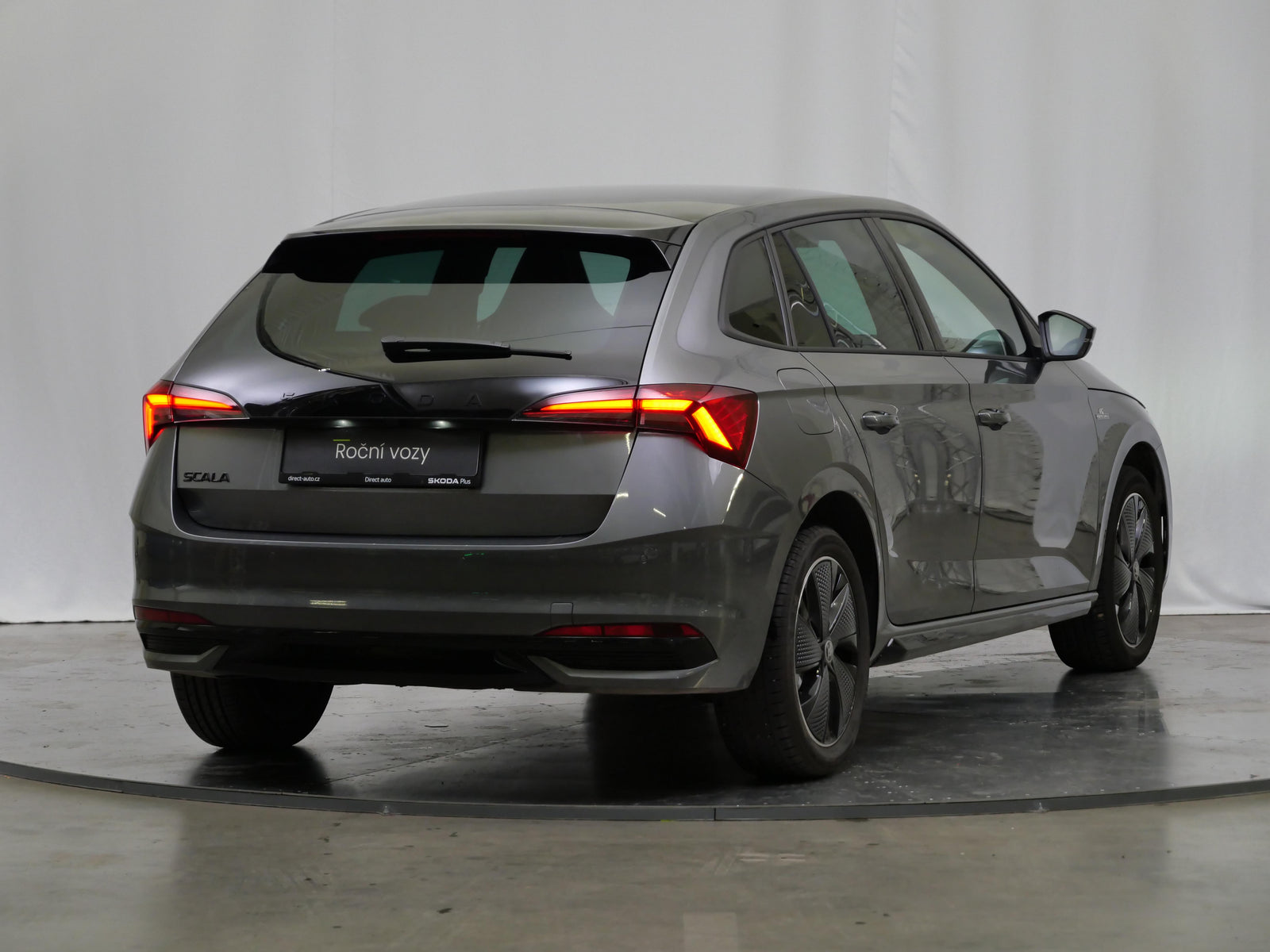 Škoda Scala 1.0 TSI 85 kW DSG Monte Carlo – foto 2