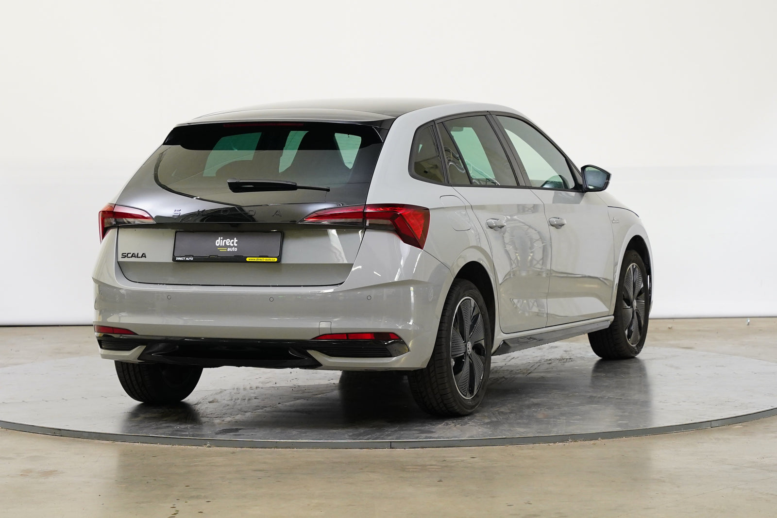 Škoda Scala 1.0 TSI 85 kW DSG Monte Carlo – foto 2
