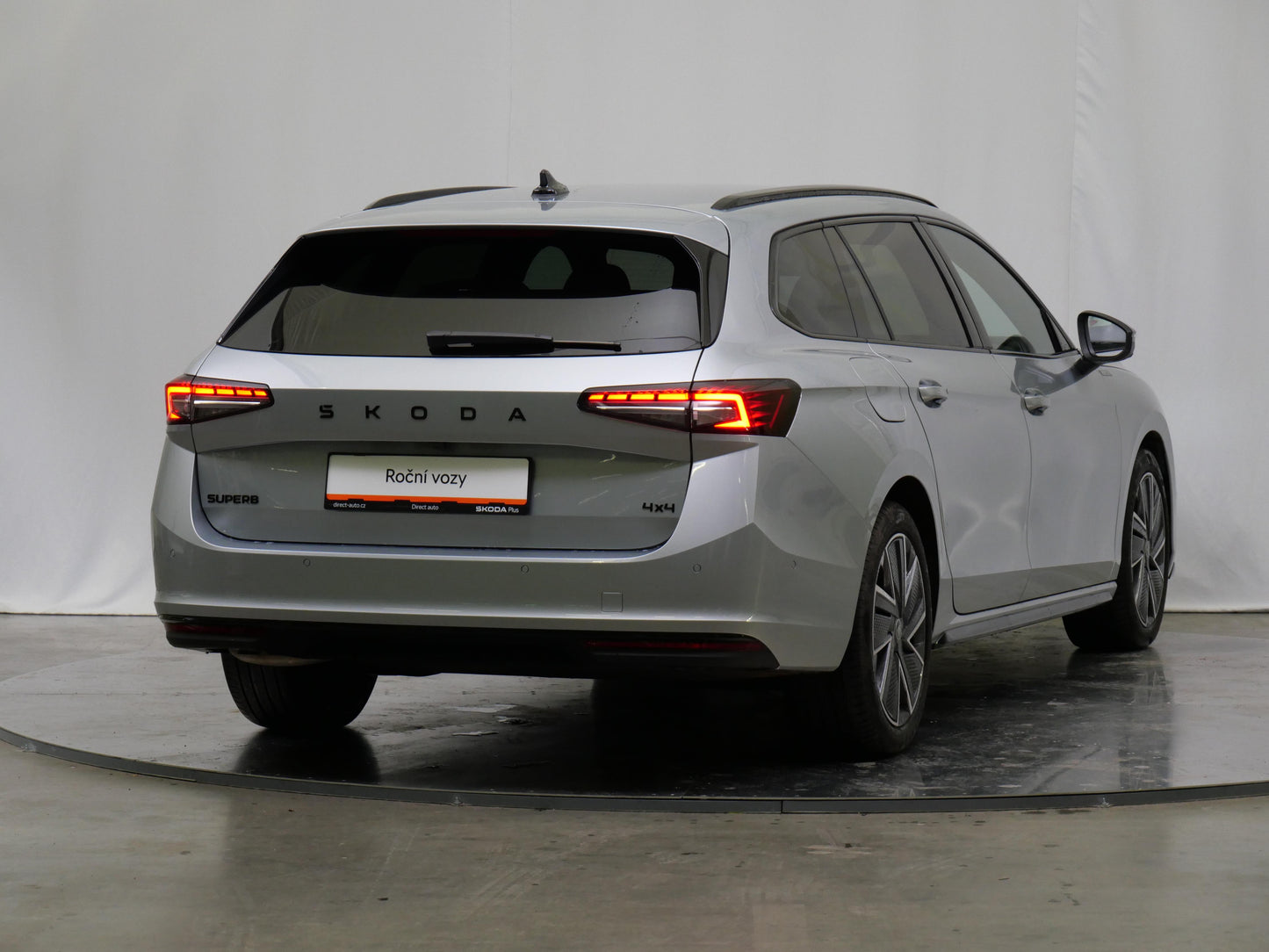 Škoda Superb 2.0 TDI 142 kW 4x4 SportLine