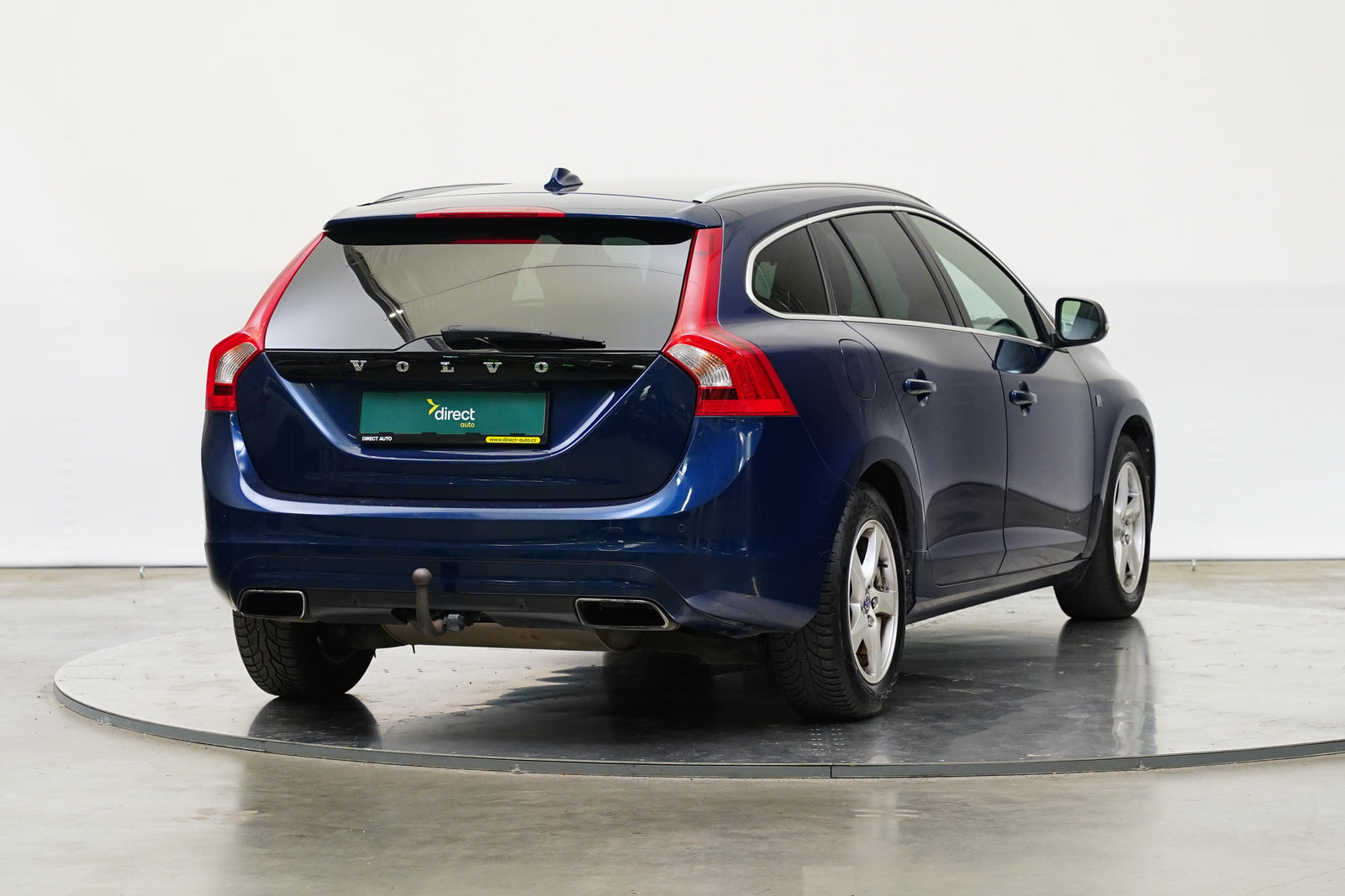 Volvo V60 1.5 T3 112 kW Ocean Race – foto 2