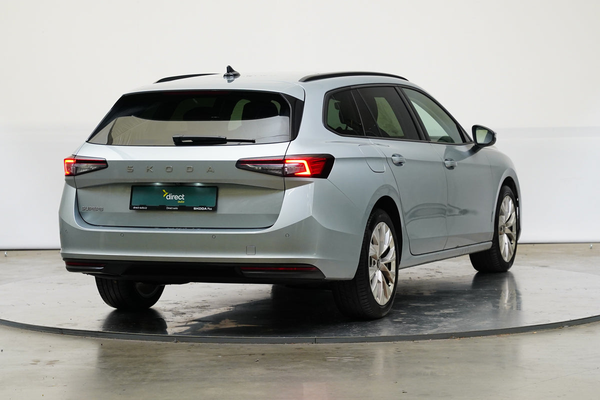 Škoda Superb 2.0 TDI 110 kW DSG Selection