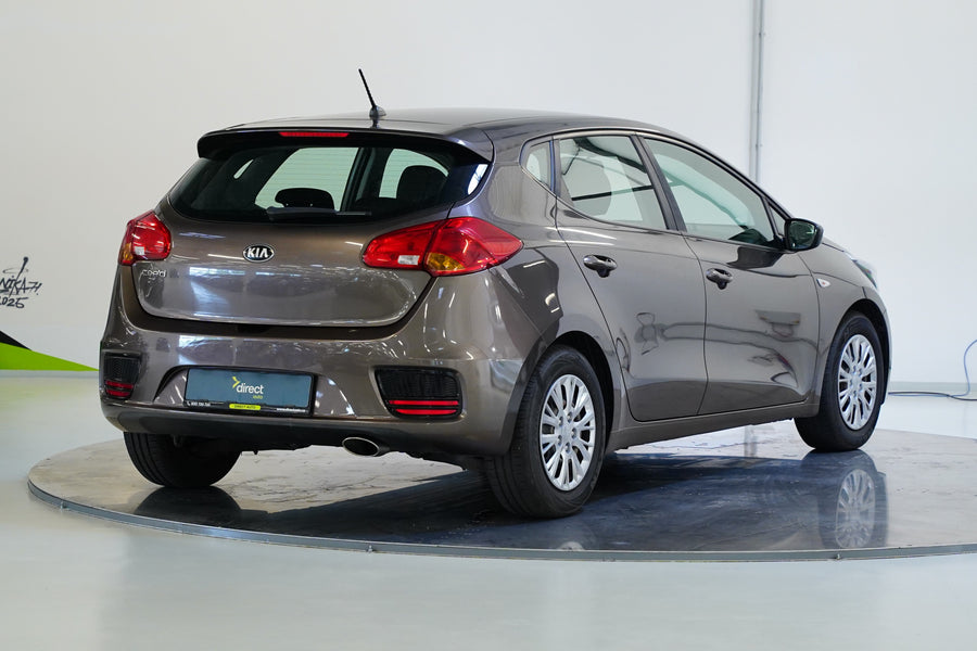 Kia Ceed 1.4 CVVT 74 kW – foto 2