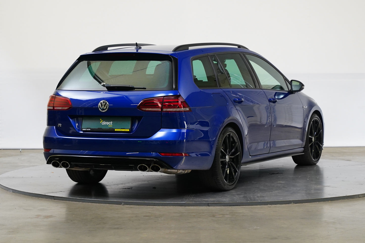 Volkswagen Golf 2.0 TSI 221 kW 4Motion R