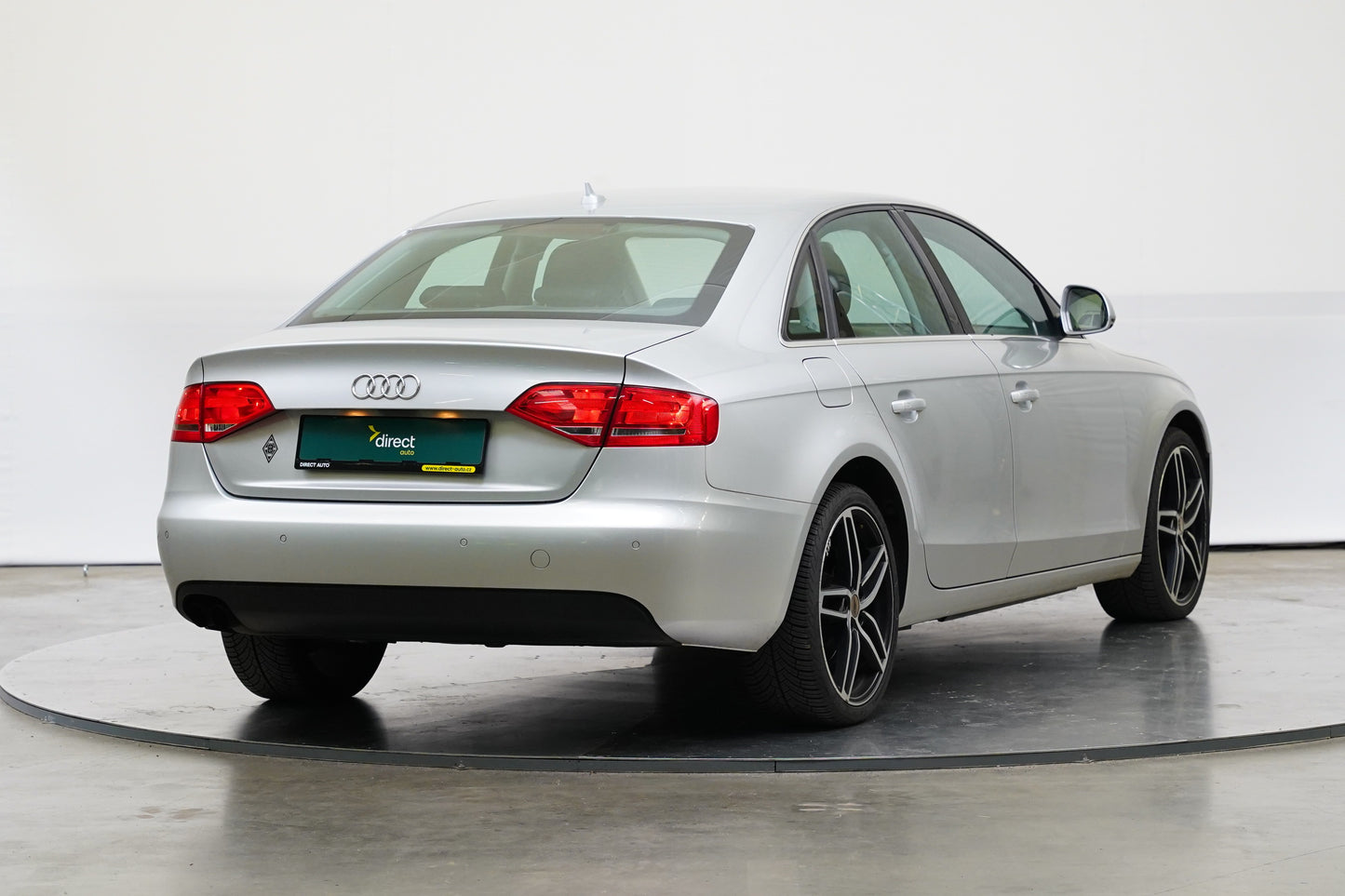 Audi A4 2.0 TFSI 155 kW 4x4 Attraction